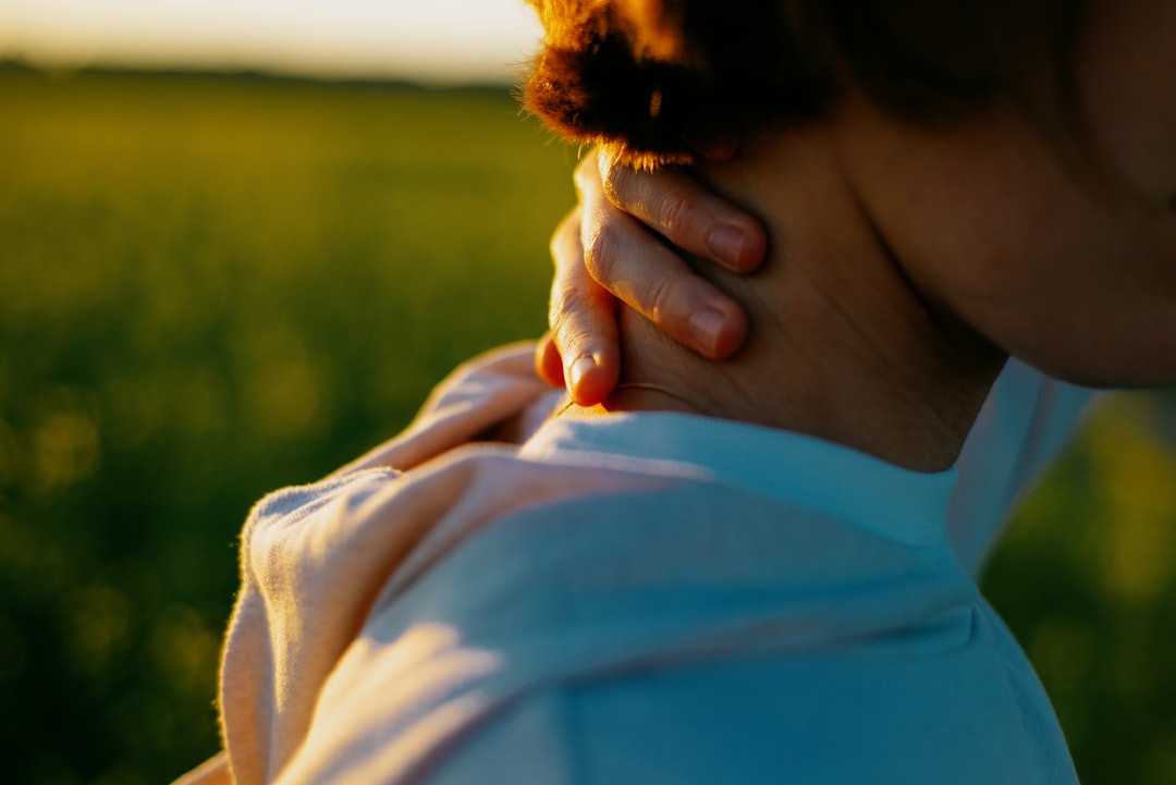 7 Early Signs of Thyroid Problems You Should Not Ignore
