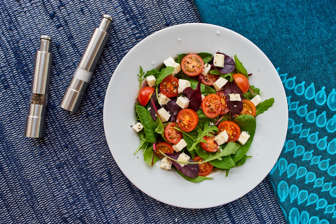 How to Make Healthy Salads That Actually Taste Great