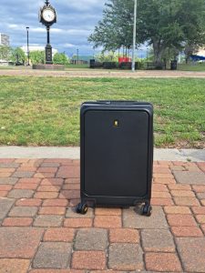 The Best Suitcase I’ve Ever Owned? Let’s Talk About the LEVEL8 Road Runner Pro