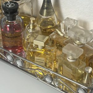 The 7 Most Addictive Perfumes People Will Stop You to Ask About
